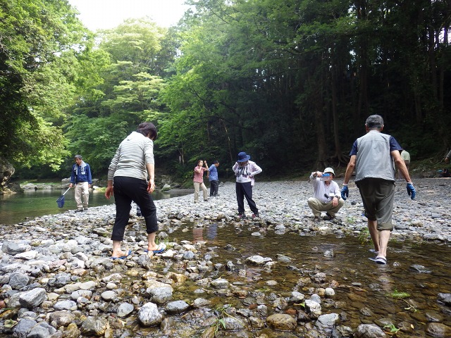 http://www.naguri-genki.com/blog/uploaded/senior190621teizan.kawaasobi1.jpg