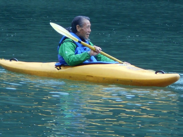 http://www.naguri-genki.com/blog/uploaded/senior190712kayak.kacchan.jpg