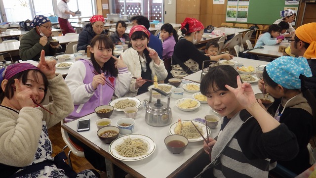 http://www.naguri-genki.com/blog/uploaded/shusai.soba180317soba12.jpg