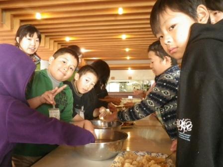 http://www.naguri-genki.com/blog/uploaded/winter4mochi4.JPG